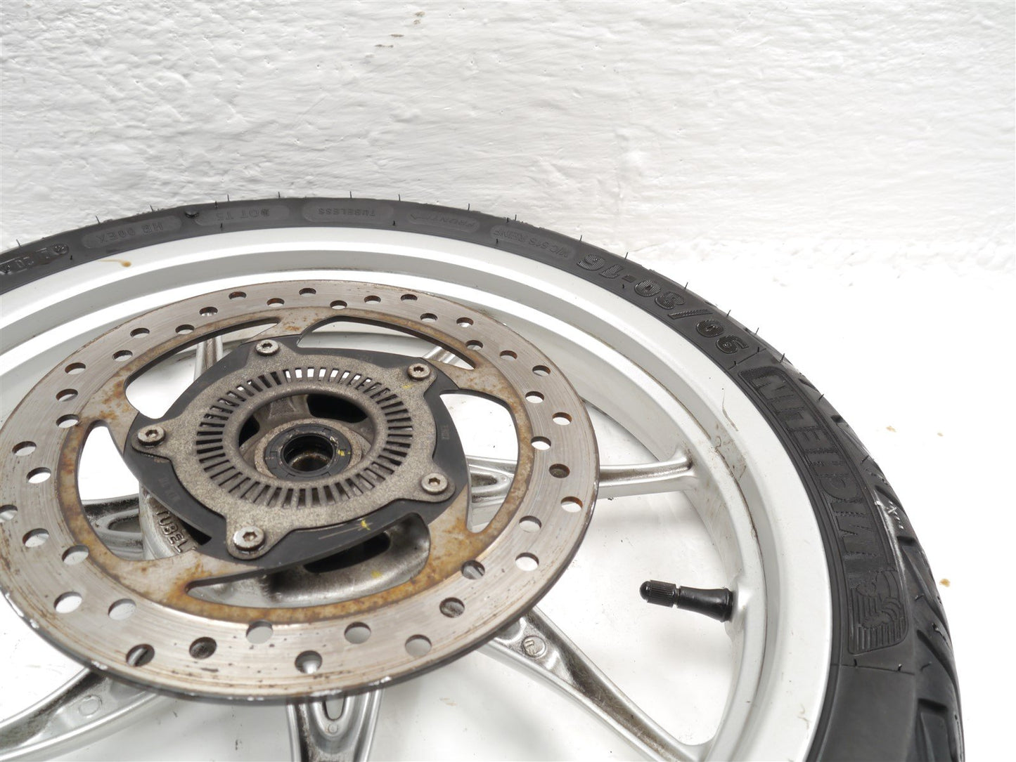 PIAGGIO LIBERTY 125 2017-2020 FRONT WHEEL & TIRE