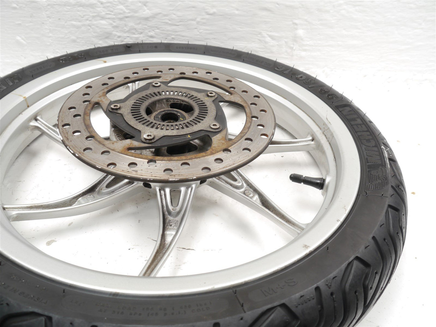 PIAGGIO LIBERTY 125 2017-2020 FRONT WHEEL & TIRE