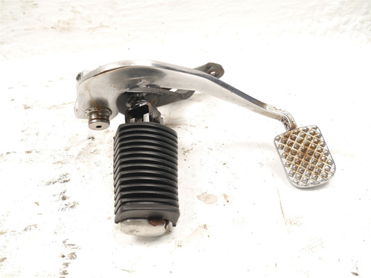 YAMAHA XVS 650 DRAGSTAR 1996-2007 FRONT RIGHT PEG REAR BRAKE LEVER & HANGER