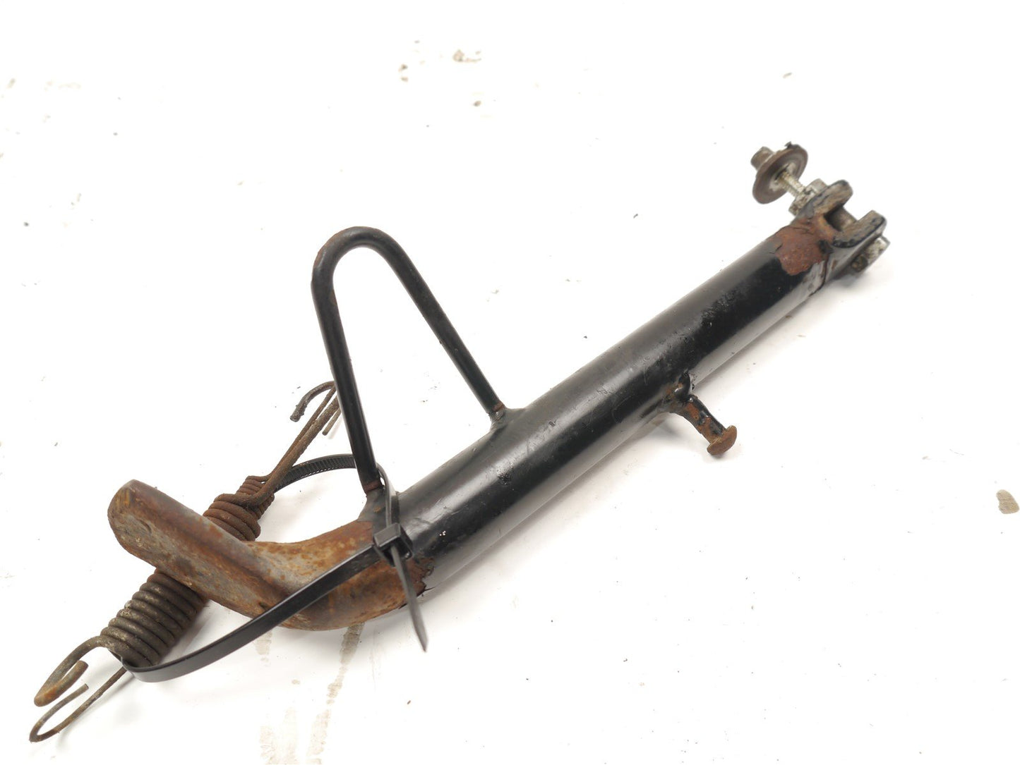 WK BIKES SCRAMBLER 125 SIDE STAND