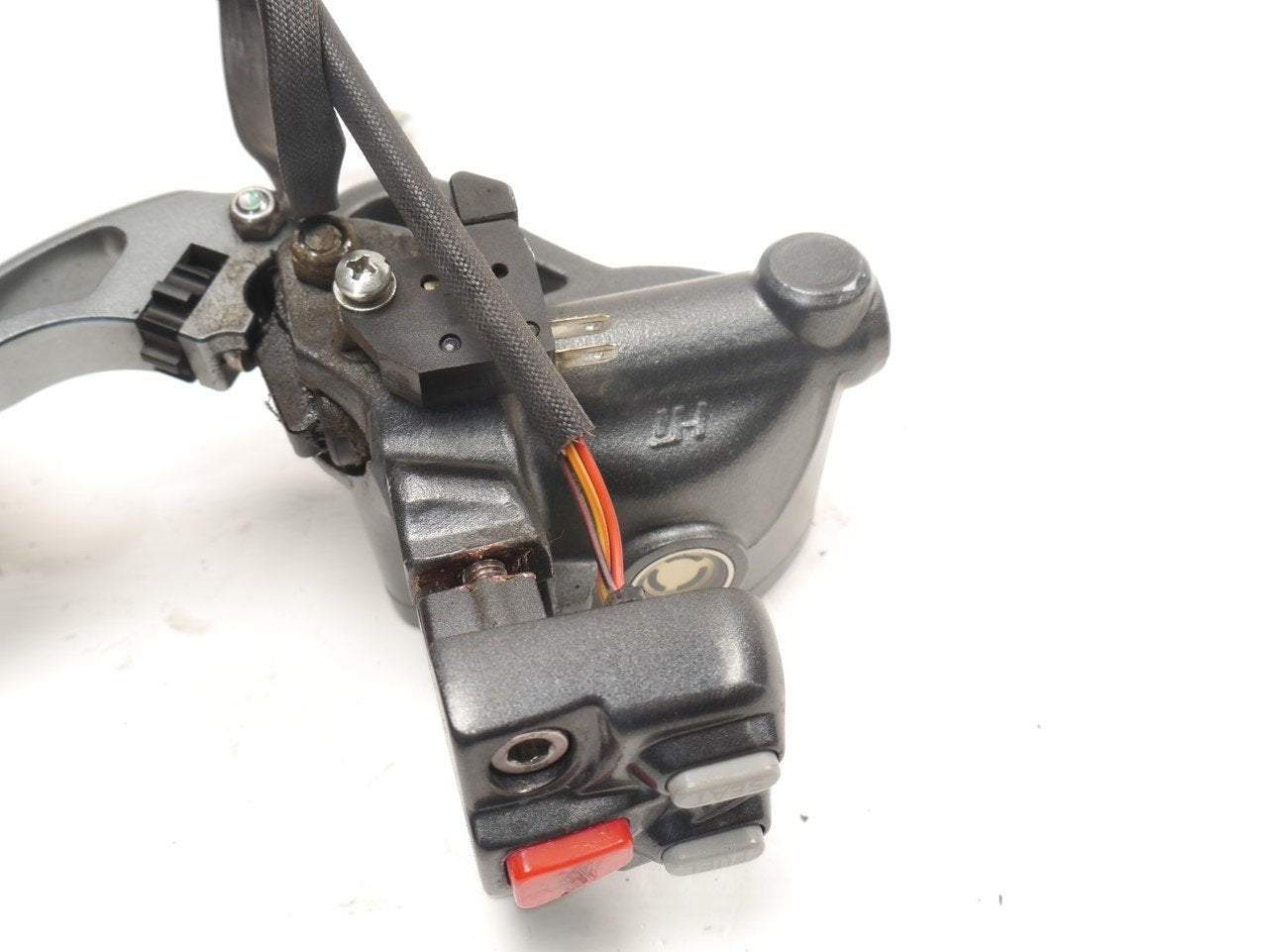 ZONTES ZT125 G1 2021-2025 FRONT BRAKE MASTER CYLINDER & SWITCHES