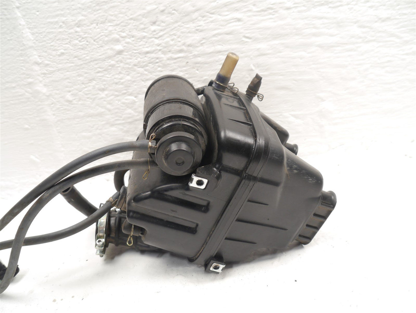 ZONTES ZT125 G1 2021-2025 AIRBOX EVAP CAN & SOLENOID
