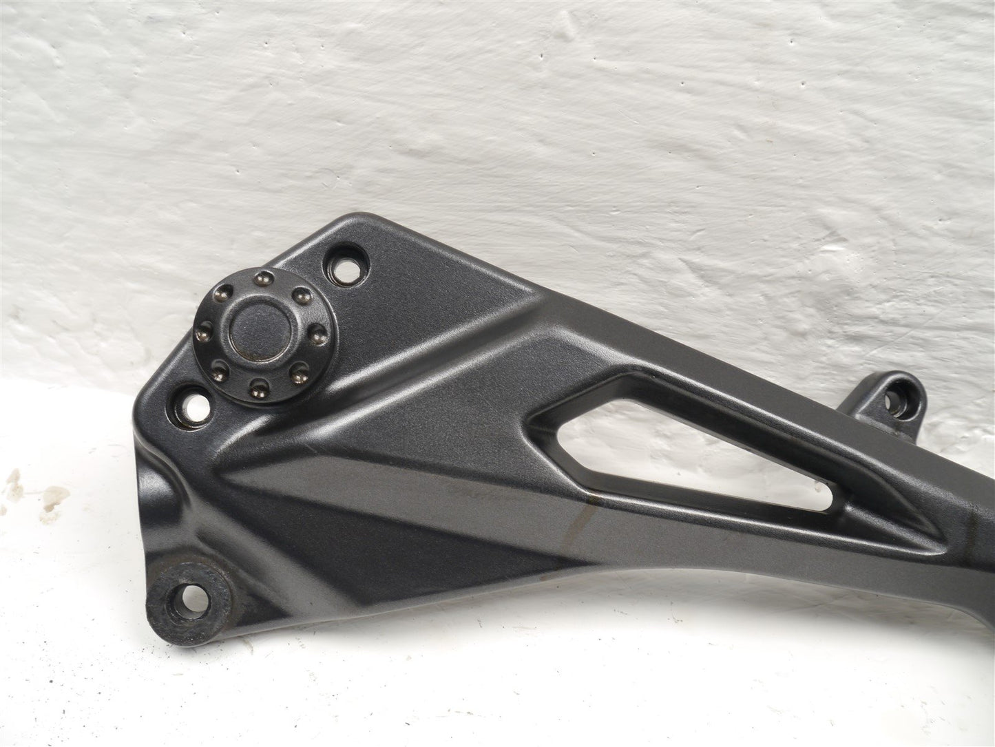 ZONTES ZT125 G1 2021-2025 LEFT FOOTREST HANGER