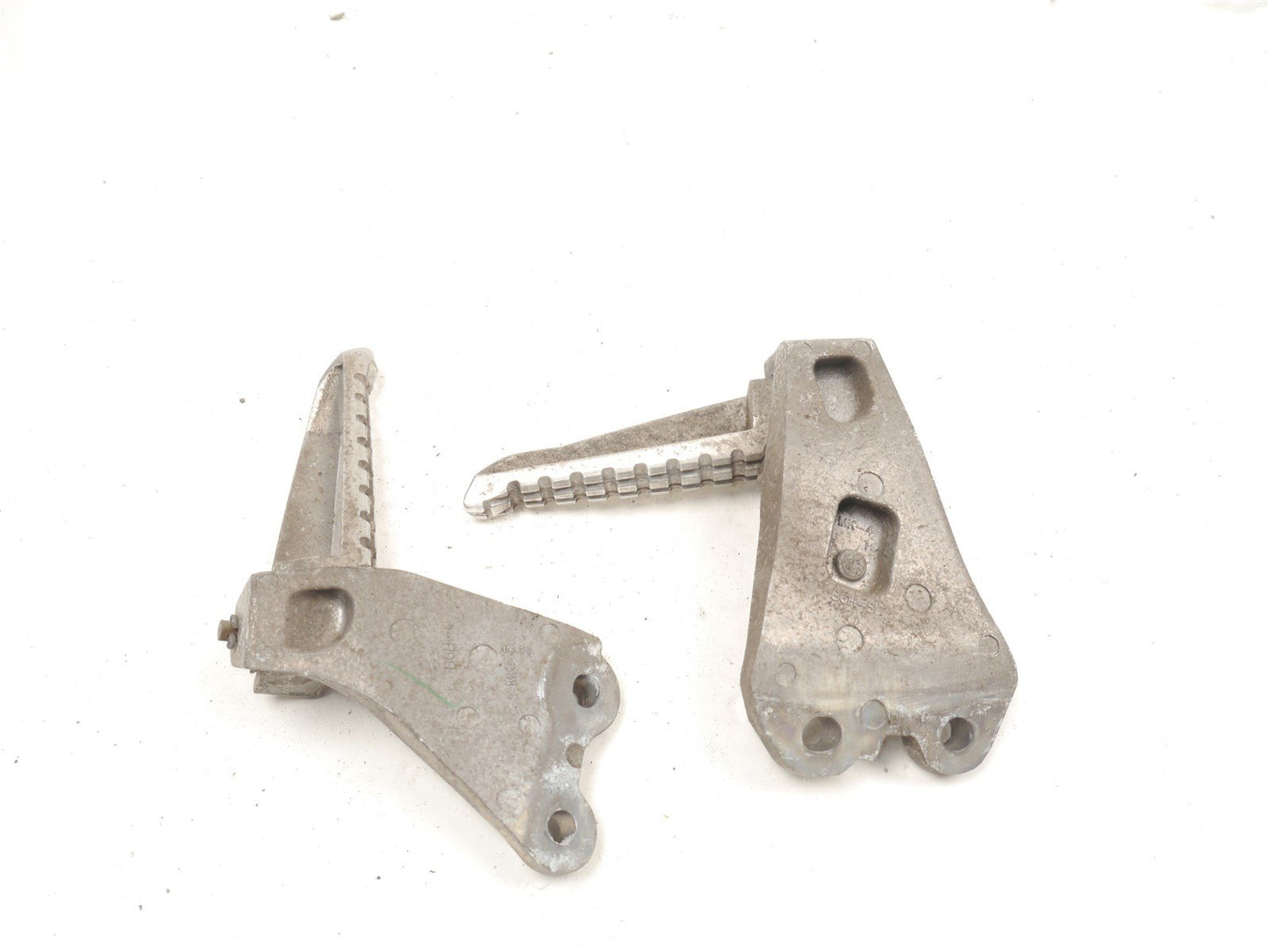 YAMAHA GPD125 NMAX 2021-2023 REAR PEGS & HANGERS