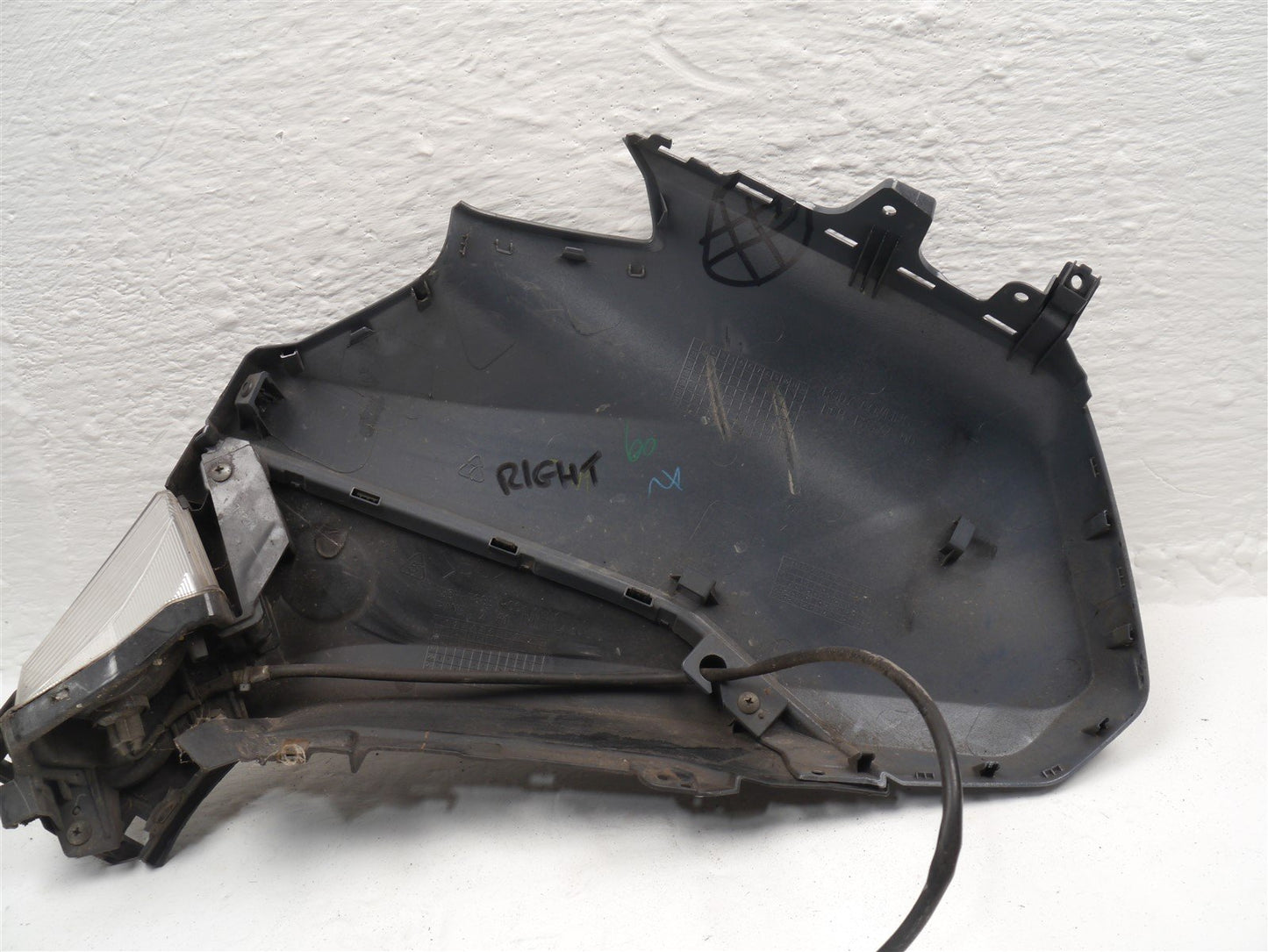 YAMAHA GPD125 NMAX 2021-2023 FRONT RIGHT INDICATOR & FAIRING