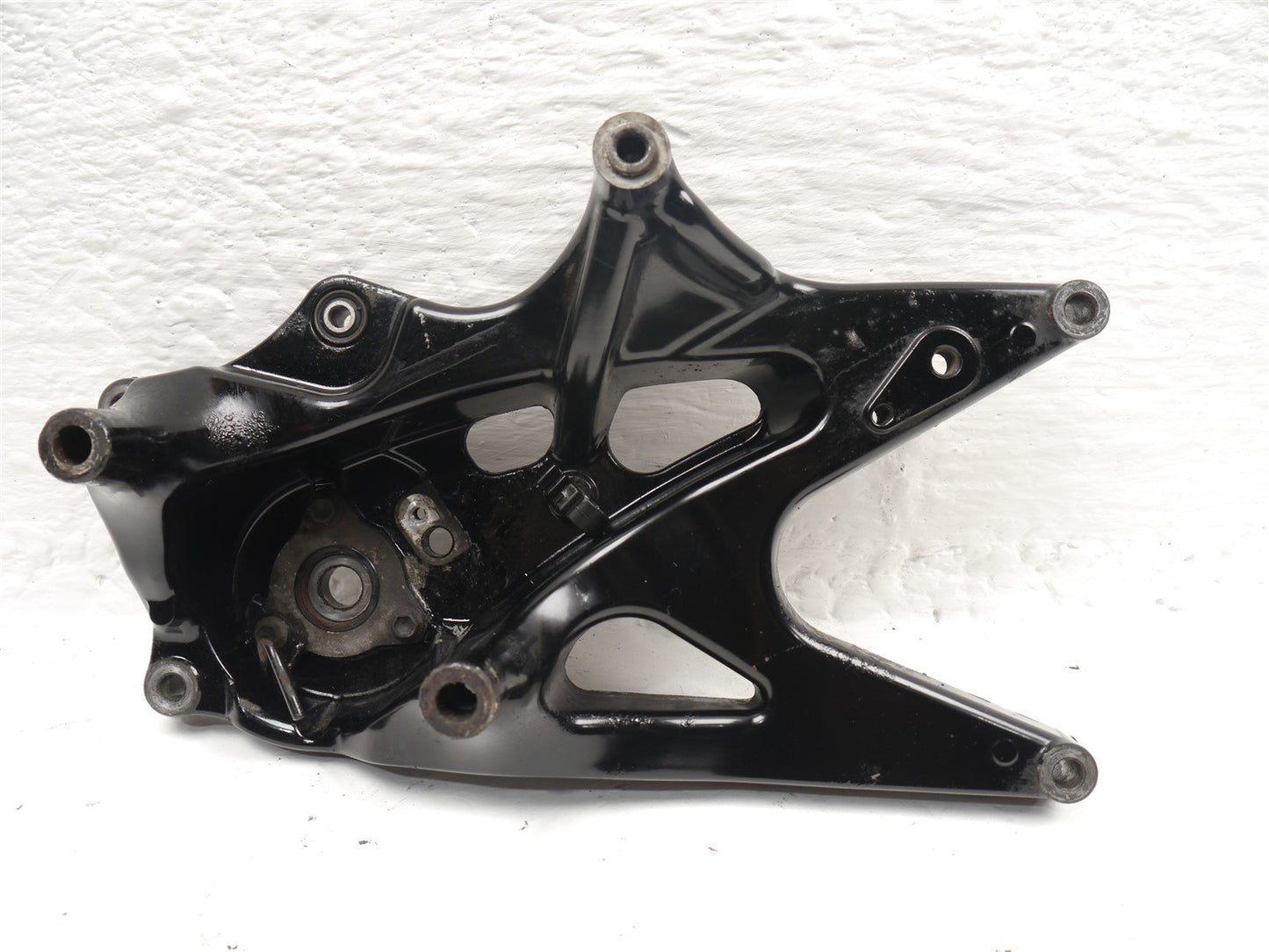 YAMAHA GPD125 NMAX 2021-2023 REAR WHEEL MOUNT