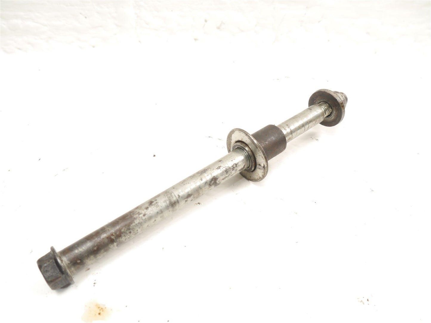 SUZUKI GS500 2002-2008 FRONT WHEEL SPINDLE
