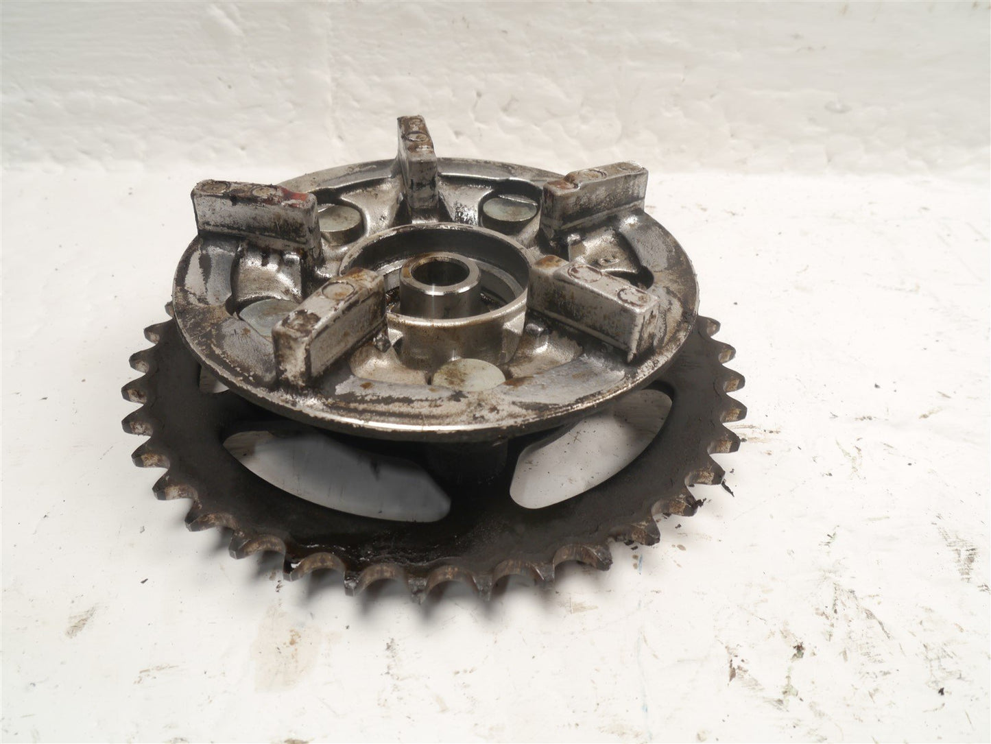 SUZUKI GS500 2002-2008 REAR SPROCKET CARRIER