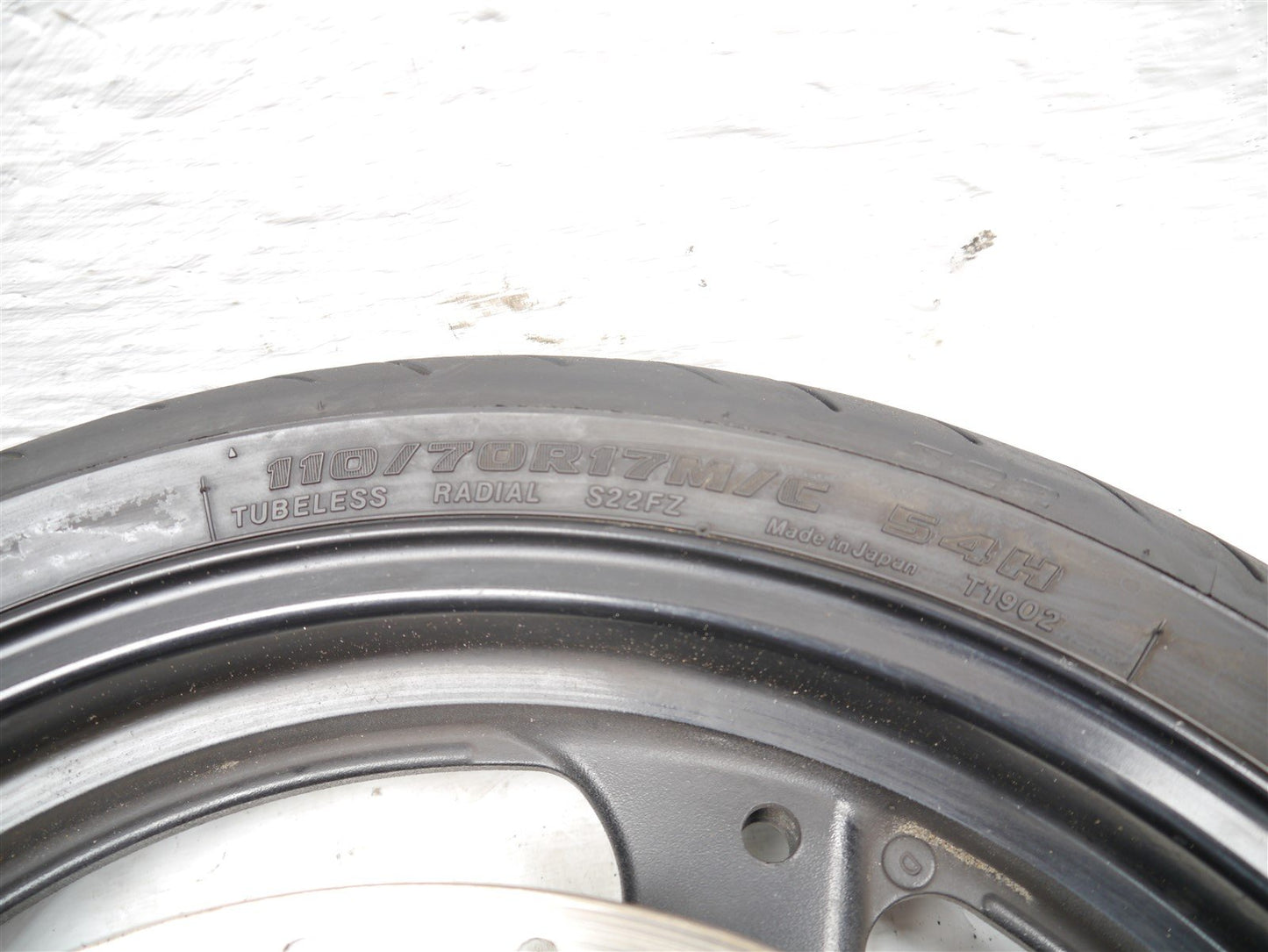 SUZUKI GS500 2002-2008 FRONT WHEEL & TIRE