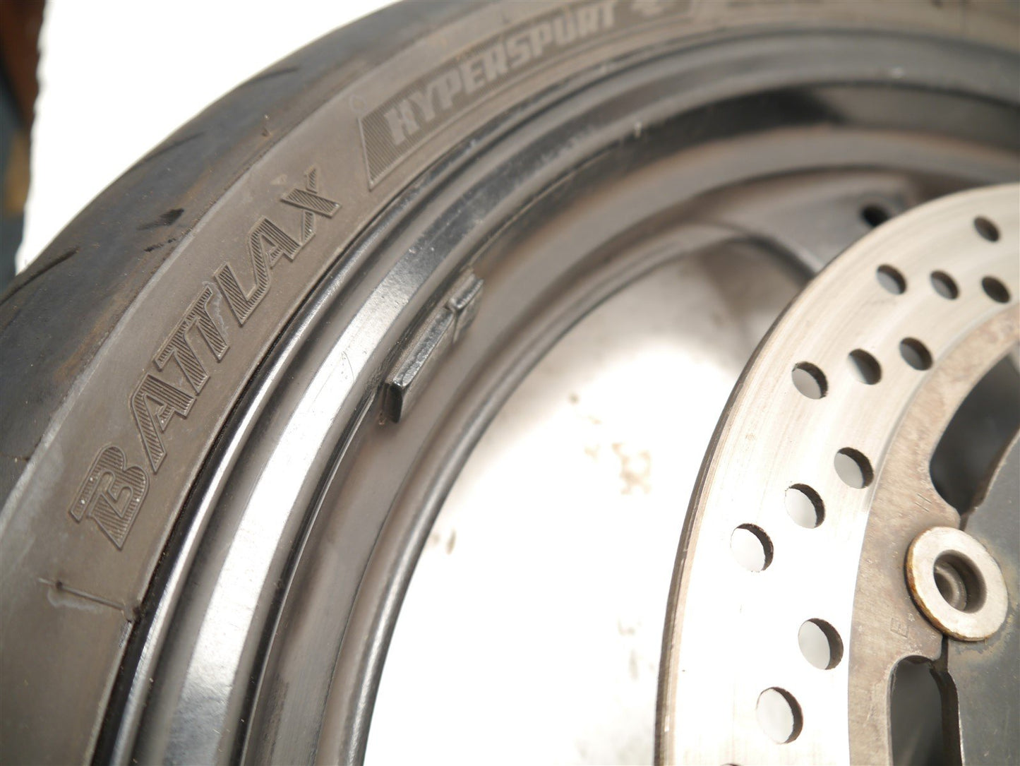 SUZUKI GS500 2002-2008 FRONT WHEEL & TIRE