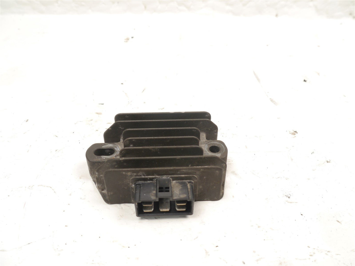 HONDA CB125F 2015-2019 VOLTAGE REGULATOR RECTIFIER