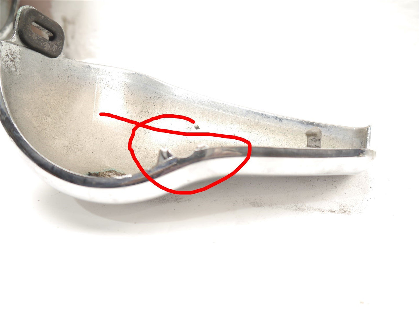 SUZUKI GSX750 W INAZUMA 1997-2002 AIRBOX END CAPS X 2 (DAMAGED)