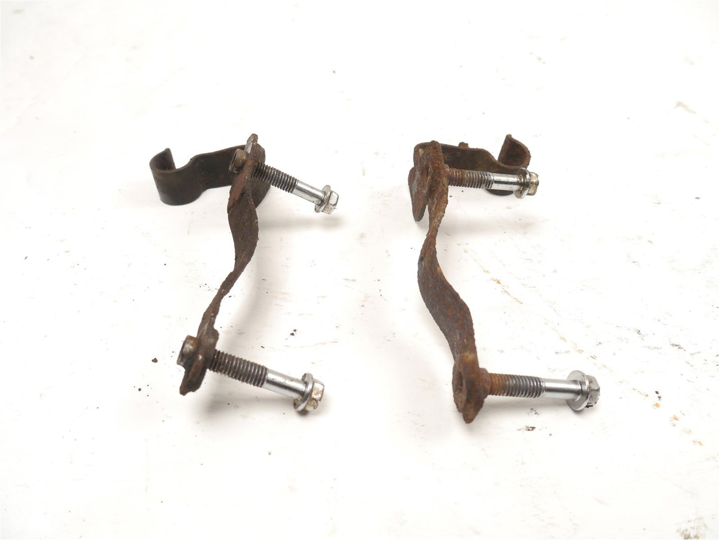 SUZUKI GSX750 W INAZUMA 1997-2002 FRONT MUDGUARD BRACKETS