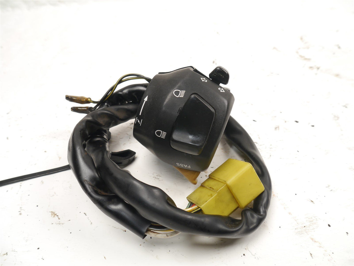 SUZUKI GSX750 W INAZUMA 1997-2002 LEFT SWITCHGEAR