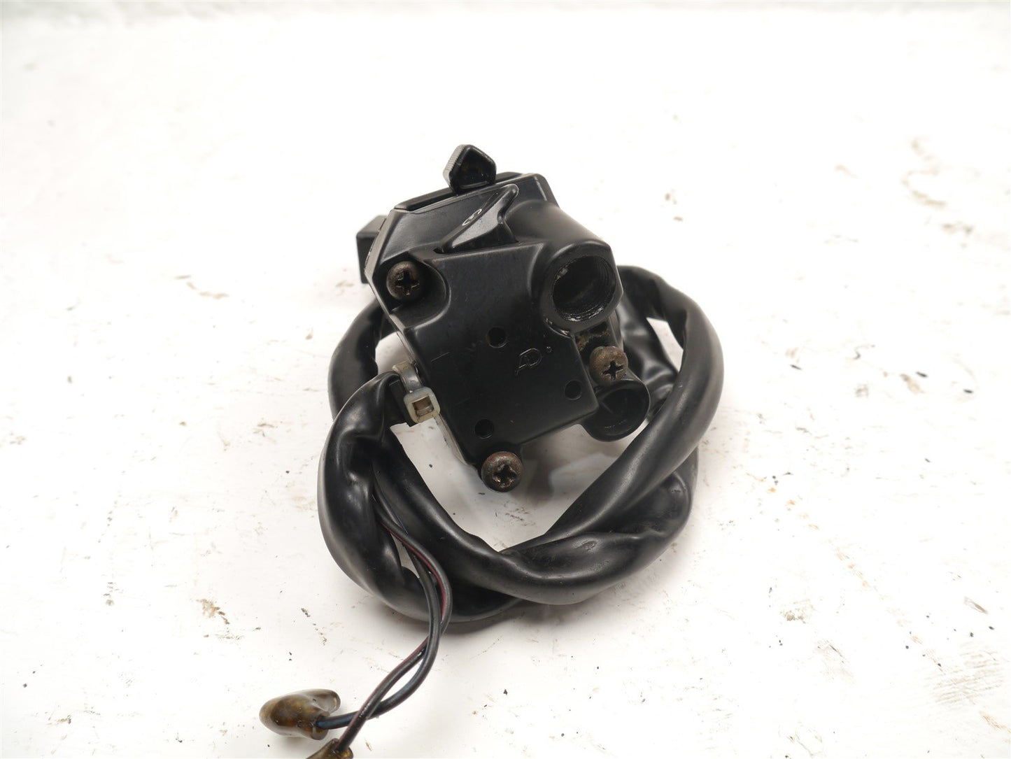 SUZUKI GSX750 W INAZUMA 1997-2002 RIGHT SWITCHGEAR