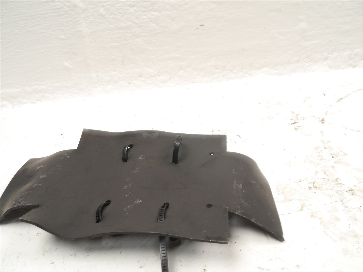 SUZUKI GSX750 W INAZUMA 1997-2002 ENGINE HEAT SHIELD