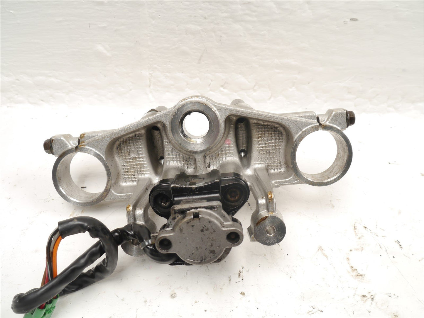 SUZUKI GSX750 W INAZUMA 1997-2002 IGNITION LOCK SET & TOP YOKE