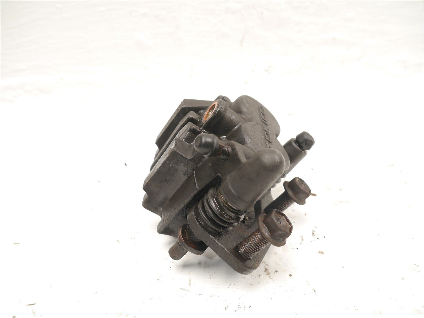 SUZUKI GSX750 W INAZUMA 1997-2002 FRONT LEFT BRAKE CALIPER