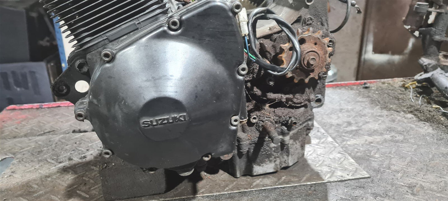 SUZUKI GSX750 W INAZUMA 1997-2002 R730 ENGINE