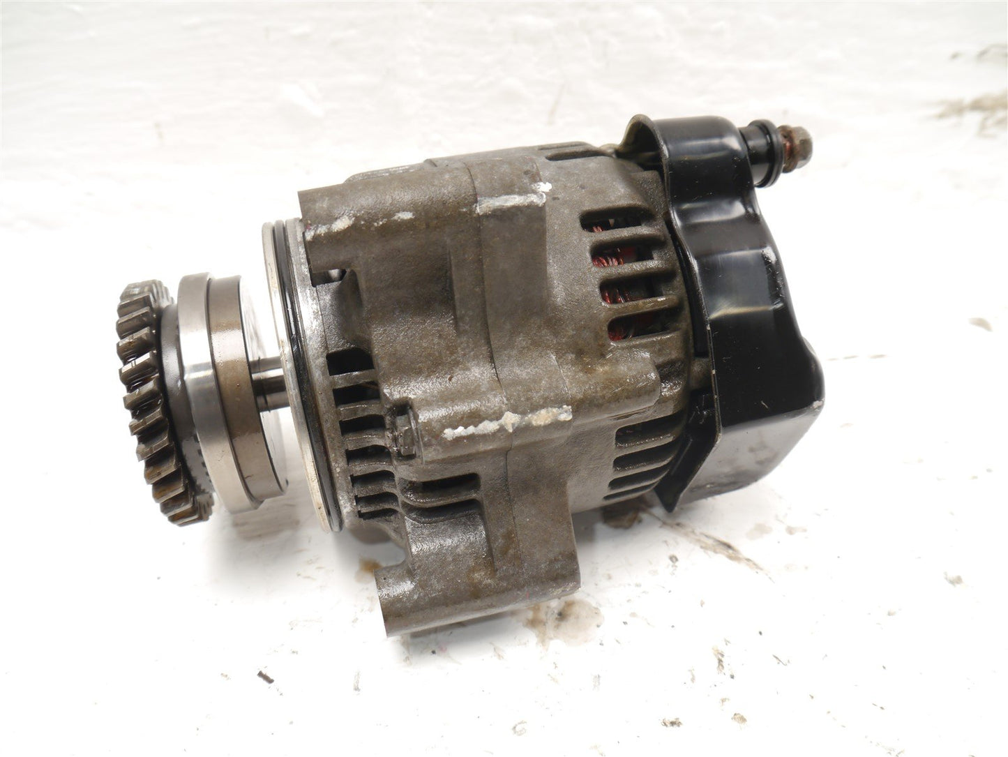 SUZUKI GSX750 W INAZUMA 1997-2002 ALTERNATOR