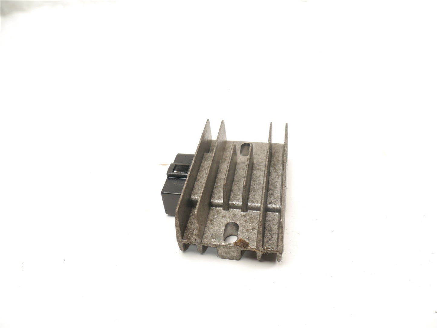 VESPA PIAGGIO ET4 125 2001-2005 VOLTAGE REGULATOR RECTIFIER