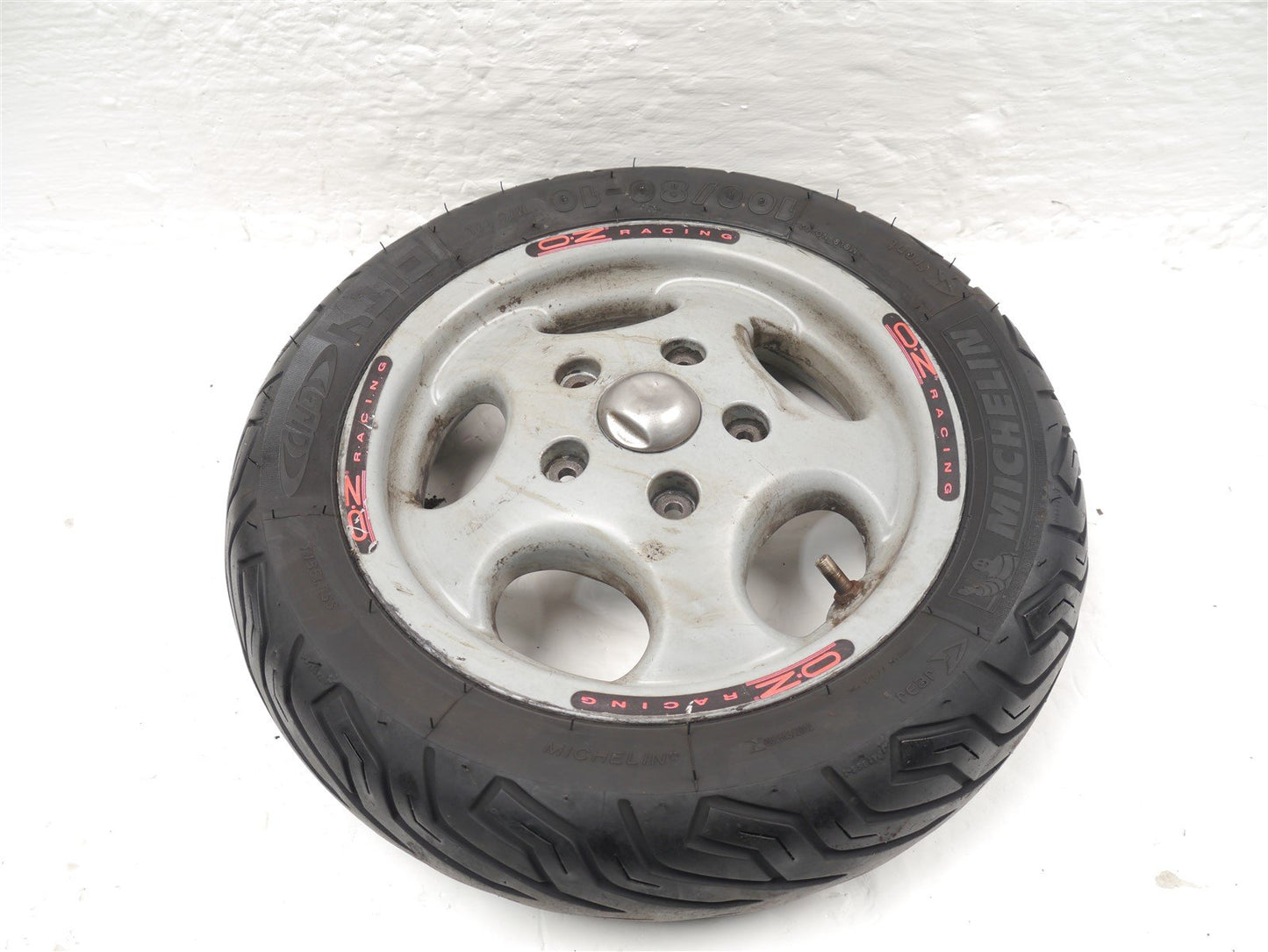 VESPA PIAGGIO ET4 125 2001-2005 FRONT WHEEL