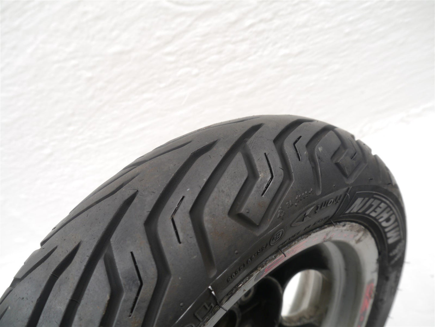 VESPA PIAGGIO ET4 125 2001-2005 FRONT WHEEL