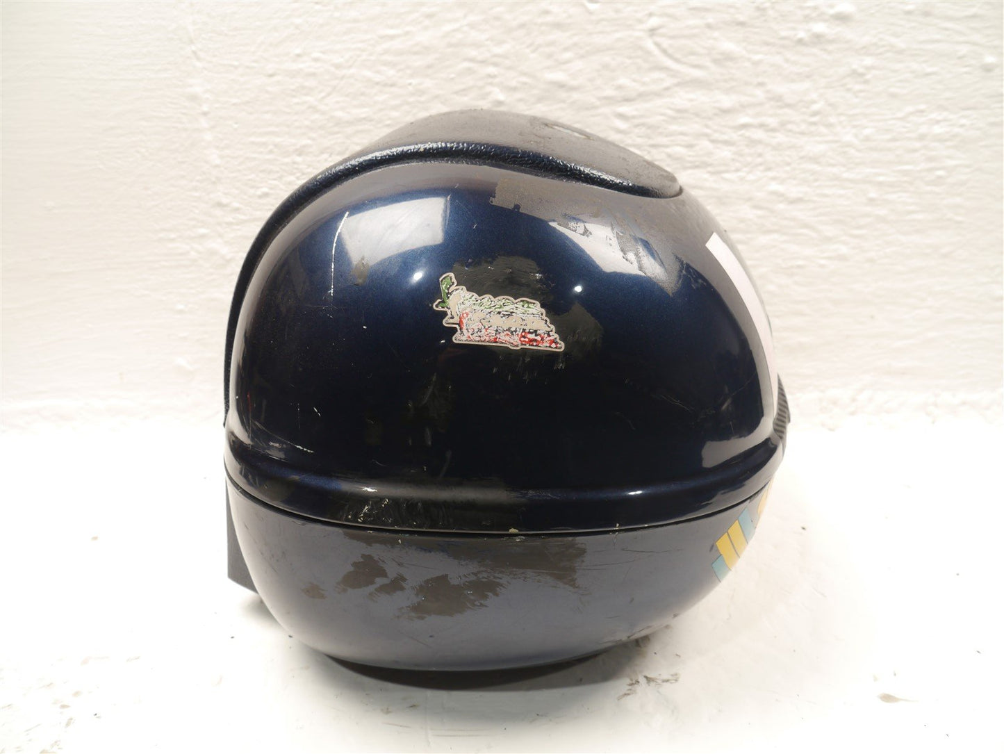 VESPA PIAGGIO ET4 125 2001-2005 TOP BOX (NEEDS REPAIR)