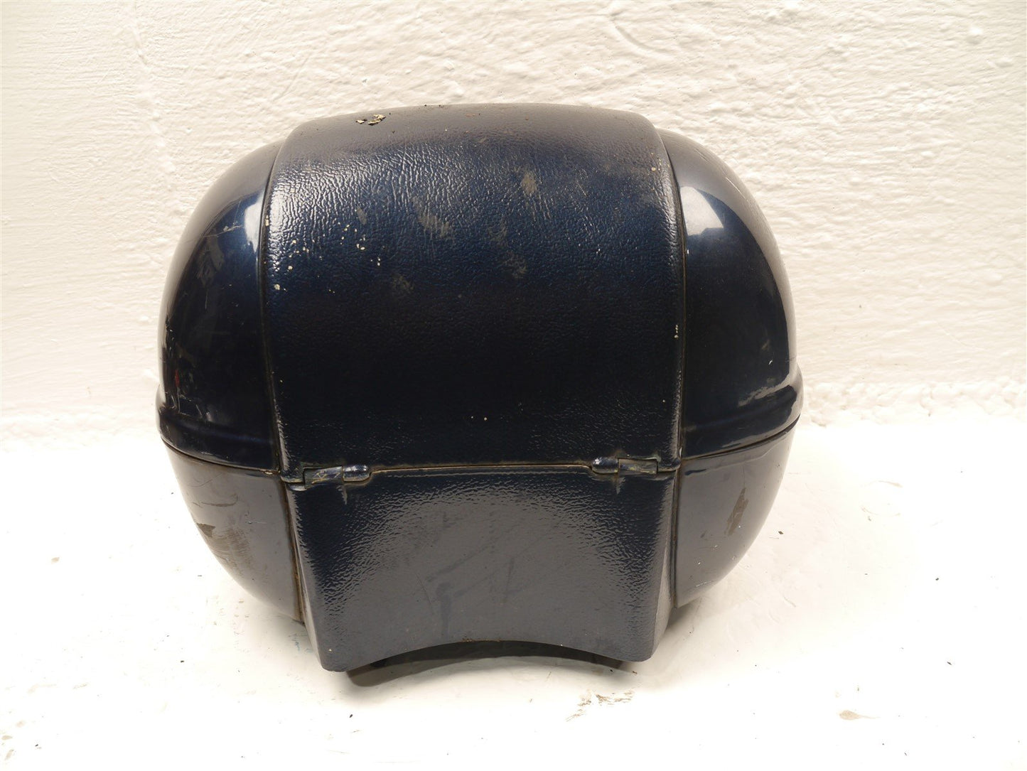 VESPA PIAGGIO ET4 125 2001-2005 TOP BOX (NEEDS REPAIR)