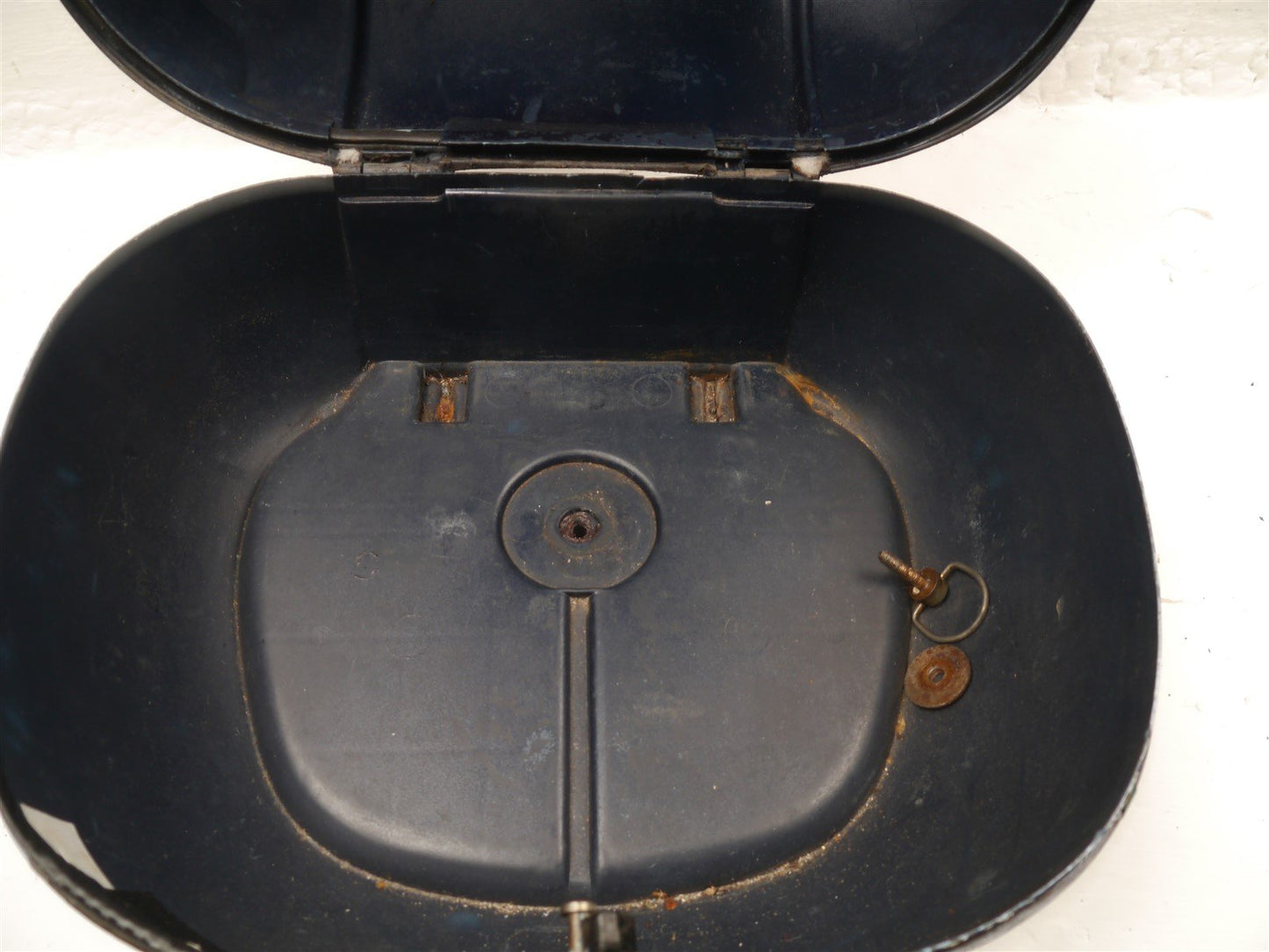 VESPA PIAGGIO ET4 125 2001-2005 TOP BOX (NEEDS REPAIR)