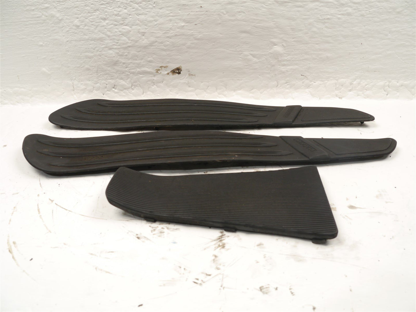 VESPA PIAGGIO ET4 125 2001-2005 RUBBER FOOT MATS
