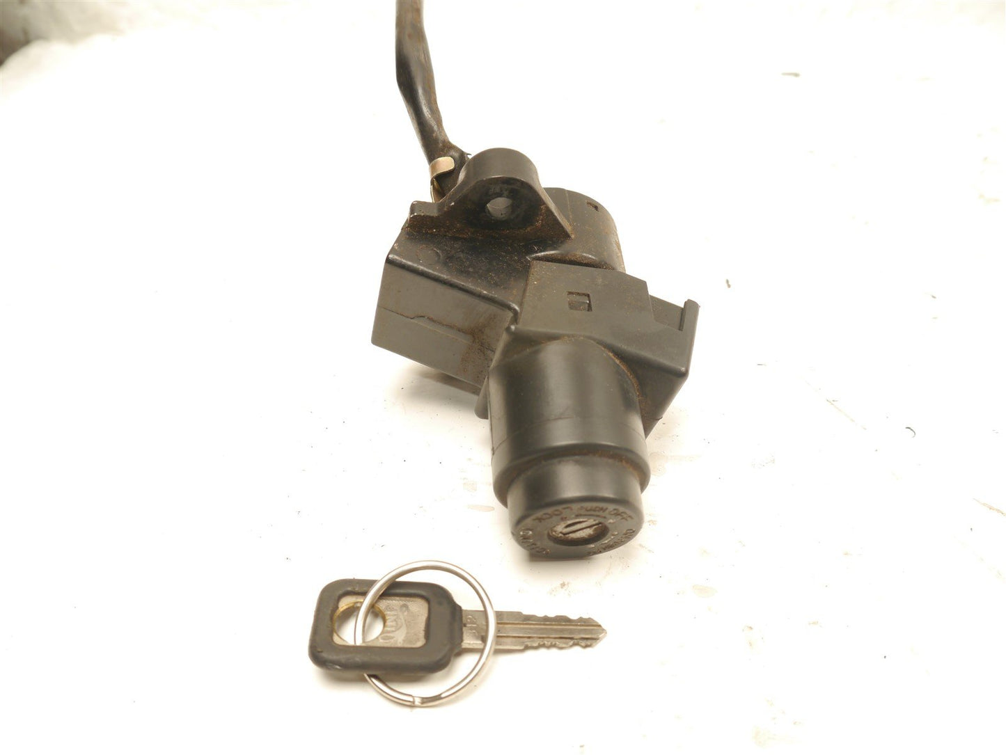 KAWASAKI GPZ600R IGNITION SWITCH