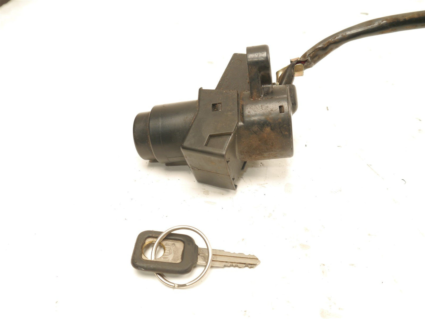KAWASAKI GPZ600R IGNITION SWITCH