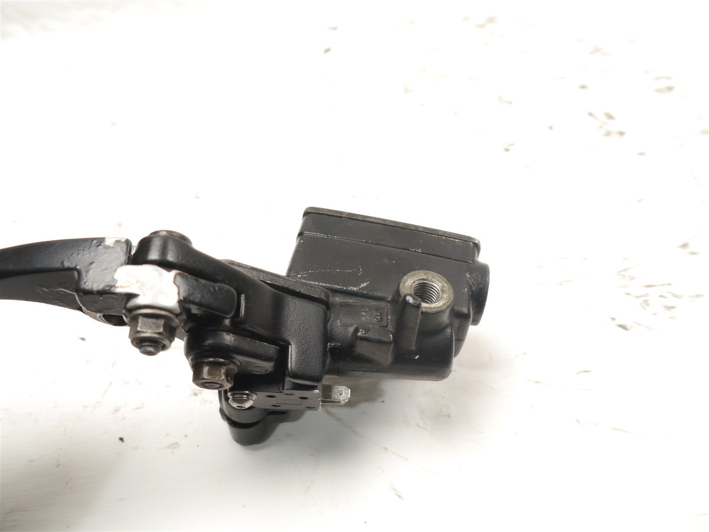 KAWASAKI GPZ600R FRONT BRAKE MASTER CYLINDER & LEVER