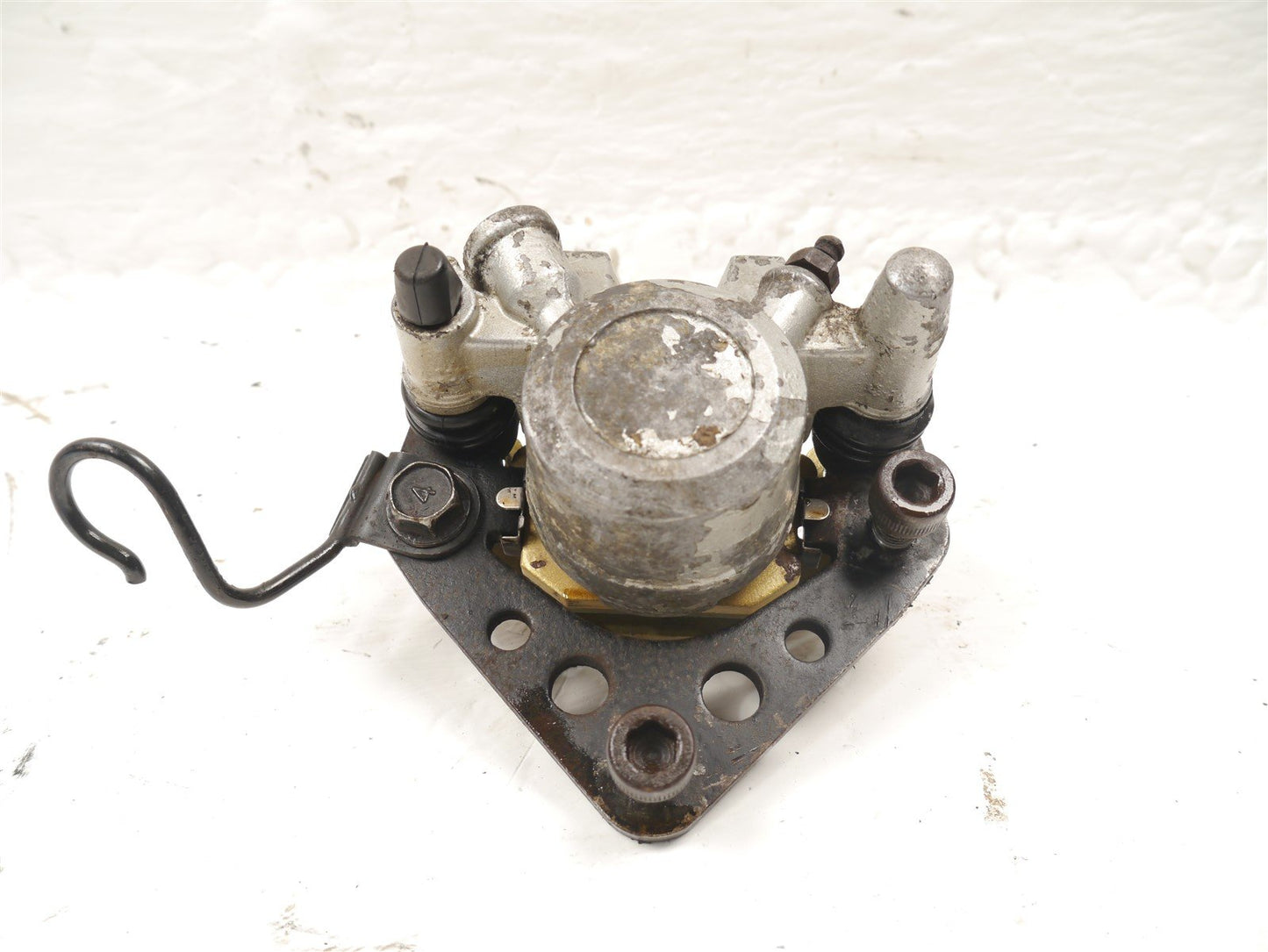 KAWASAKI GPZ600R REAR BRAKE CALIPER