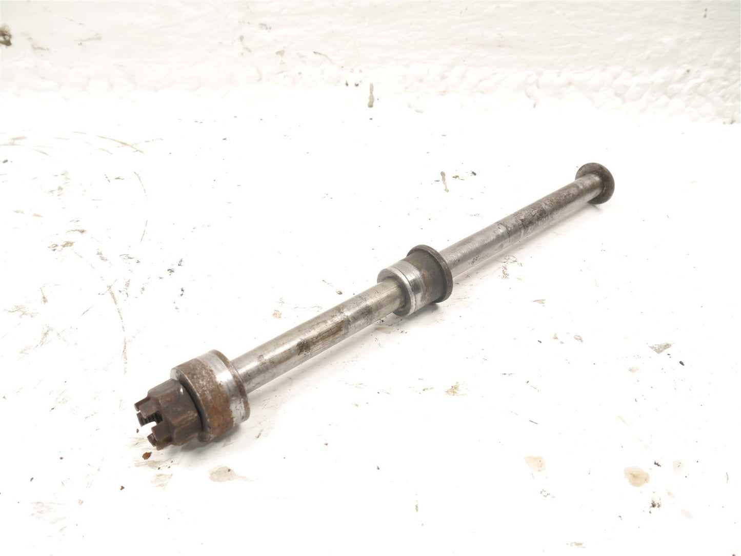 KAWASAKI GPZ600R REAR WHEEL SPINDLE