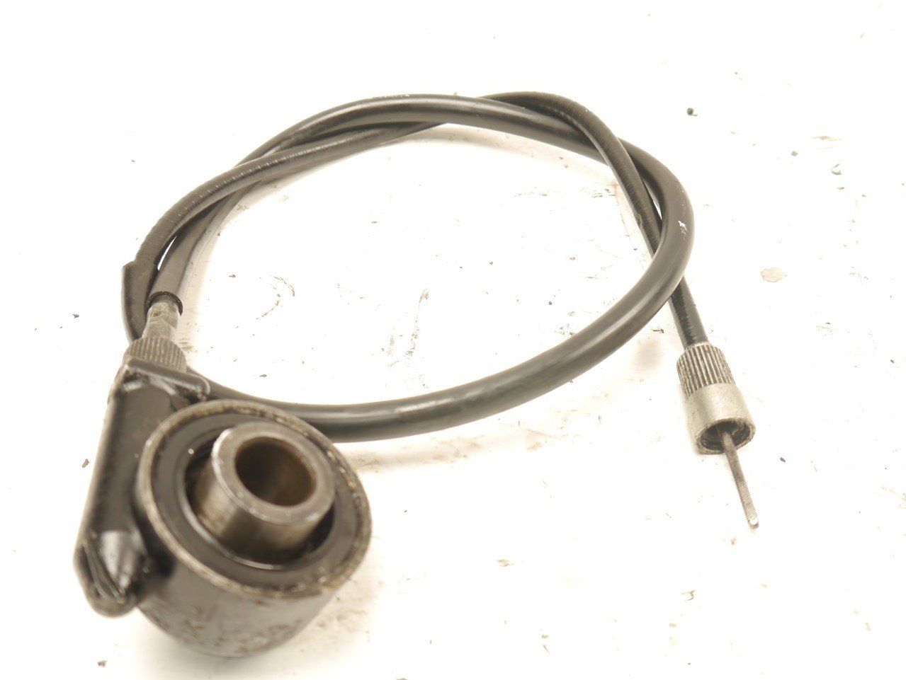 KAWASAKI GPZ600R SPEEDO DRIVE & CABLE