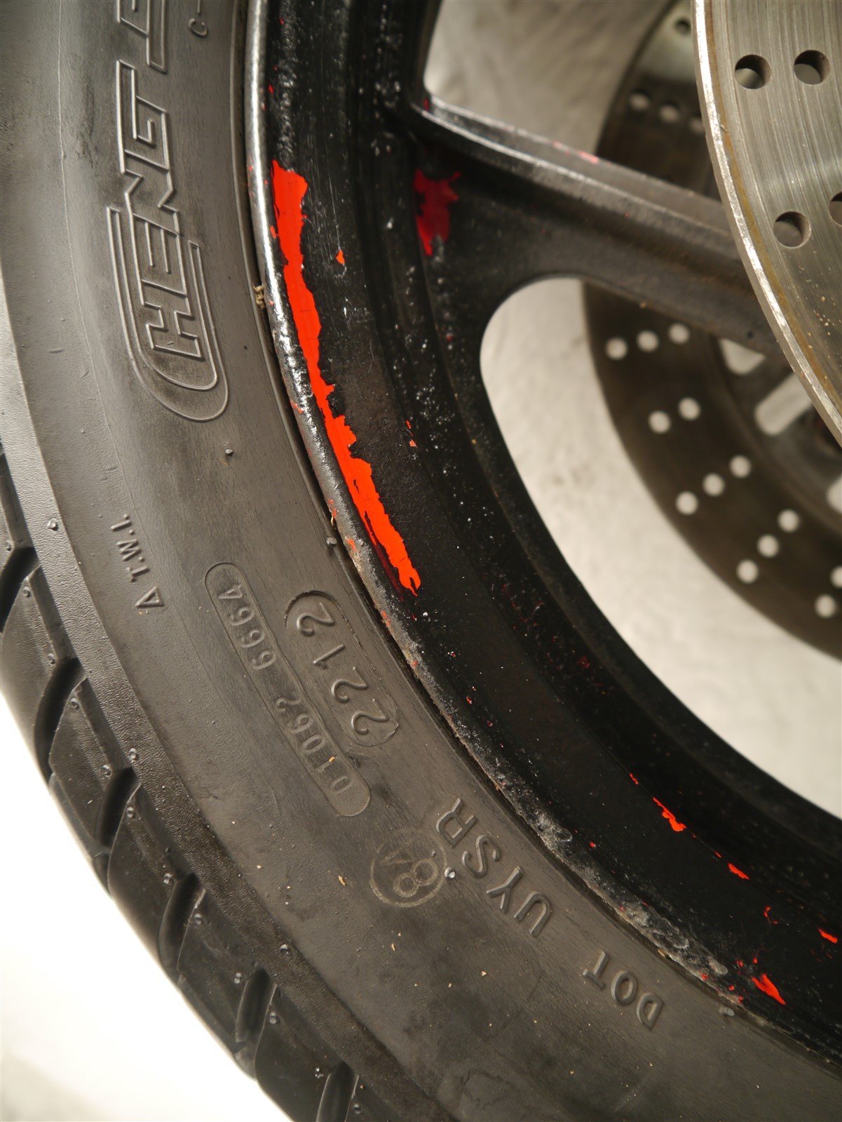 KAWASAKI GPZ600R FRONT WHEEL & BRAKE DISC