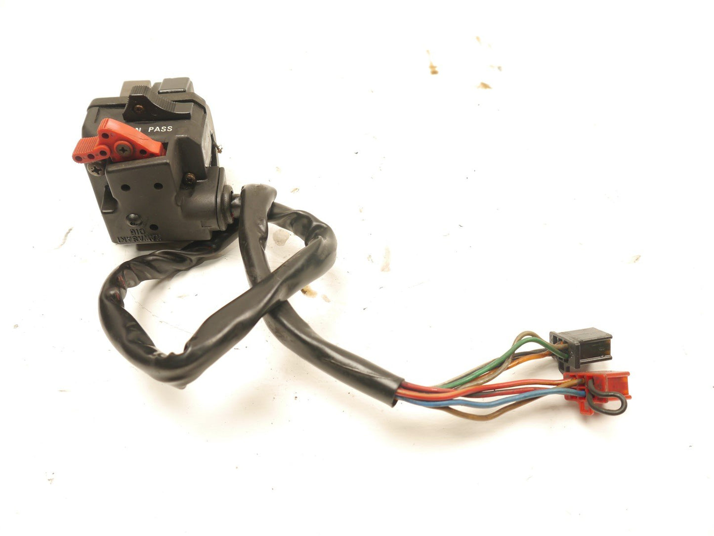 KAWASAKI Z550 F LEFT SWITCHGEAR