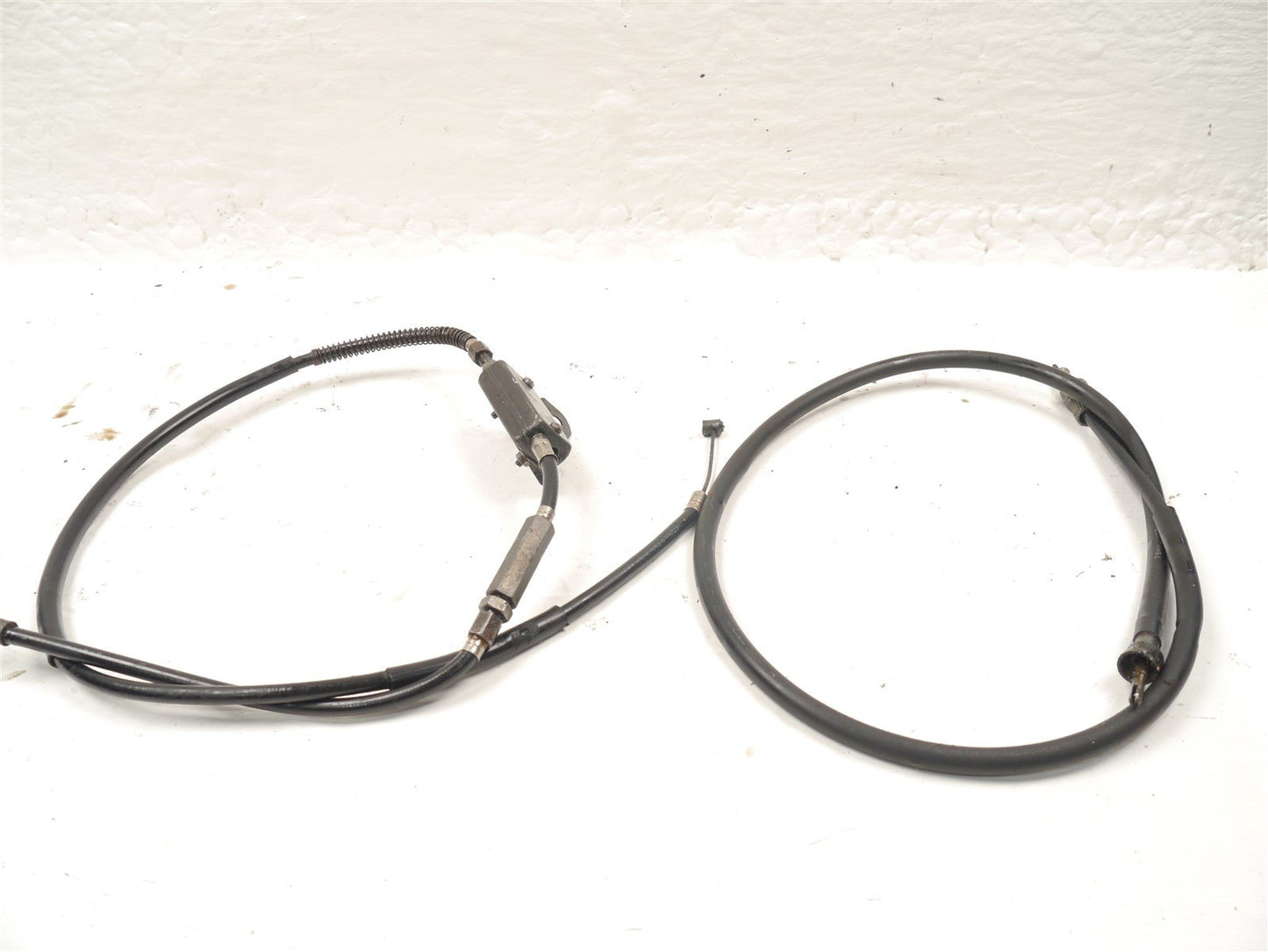 KAWASAKI Z550 F CLUTCH & SPEEDOMETER CABLES