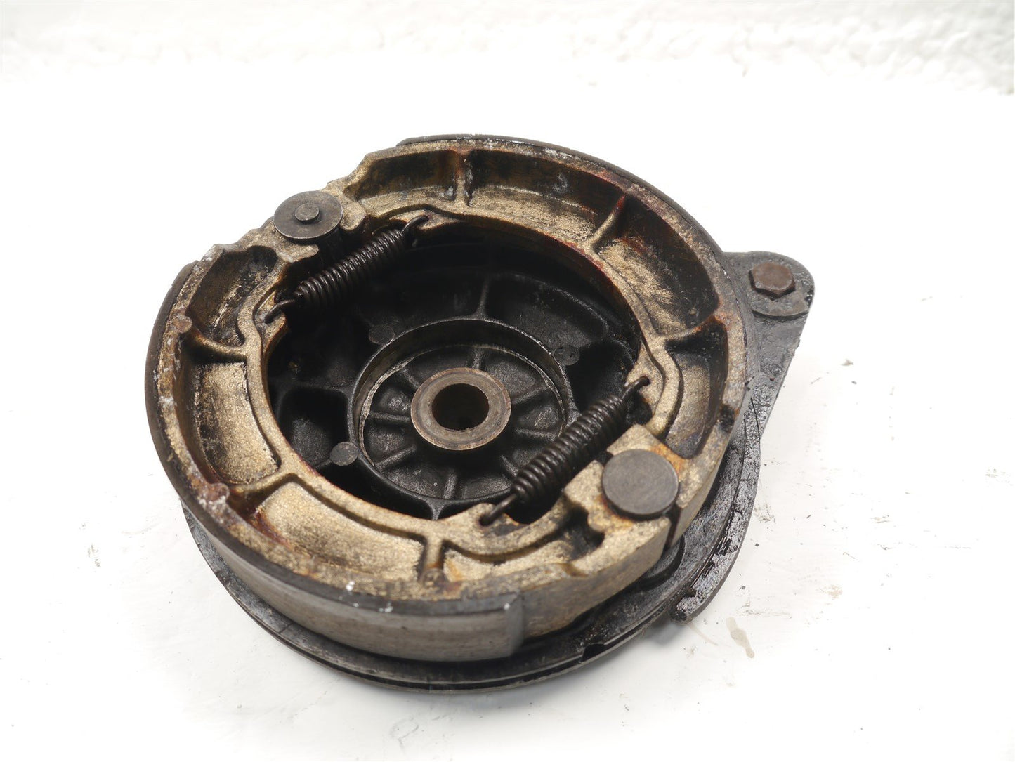 KAWASAKI Z550 F REAR BRAKE HUB
