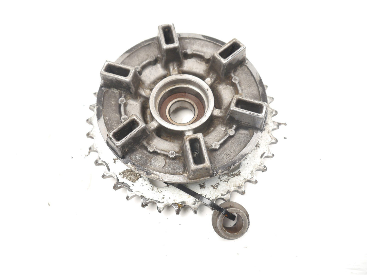 KAWASAKI Z550 F REAR SPROCKET CARRIER