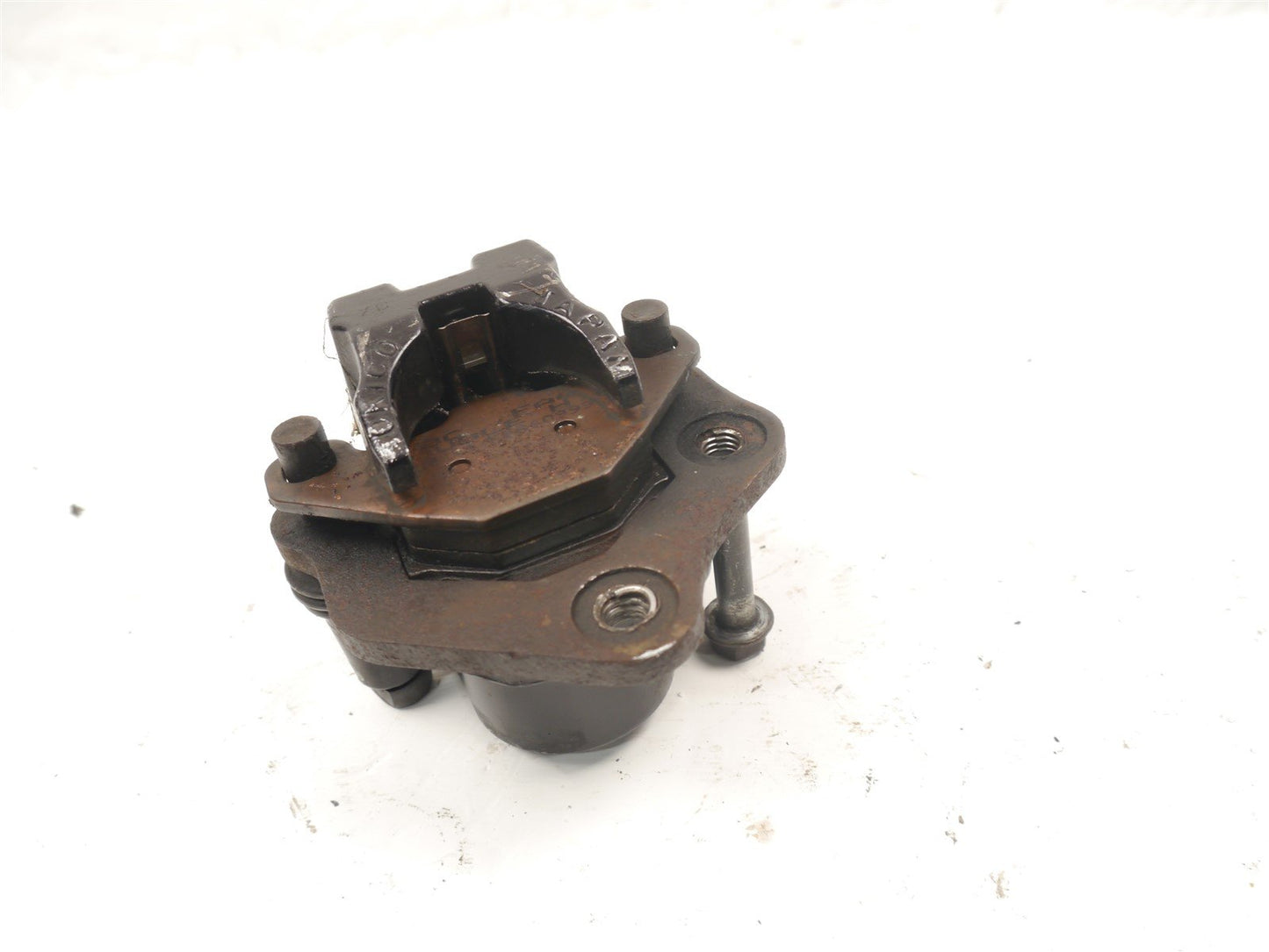 KAWASAKI Z550 F FRONT LEFT BRAKE CALIPER (FOR REPAIR)