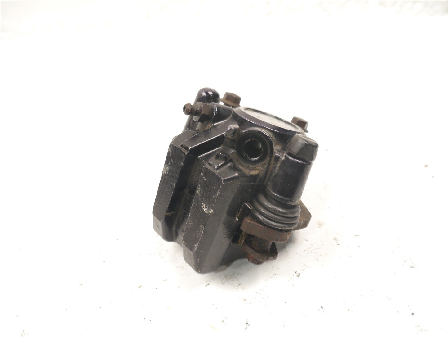 KAWASAKI Z550 F FRONT RIGHT BRAKE CALIPER (FOR REBUILD)