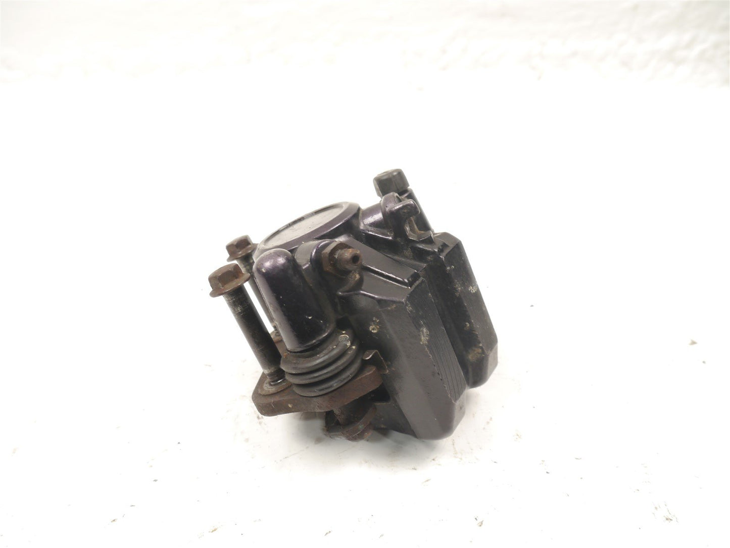 KAWASAKI Z550 F FRONT RIGHT BRAKE CALIPER (FOR REBUILD)