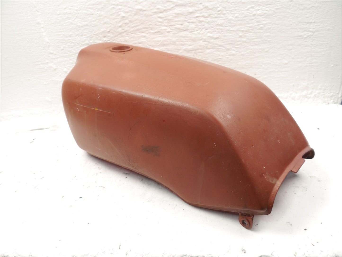 KAWASAKI Z550 F FUEL PETROL TANK (FOR REPAIR)