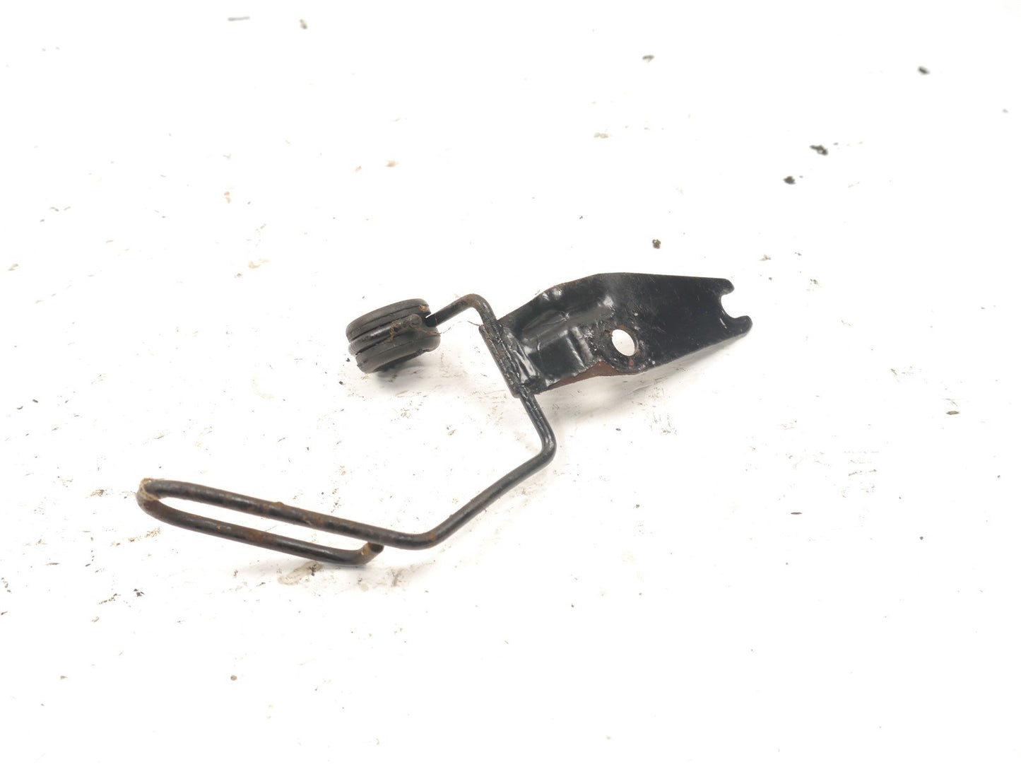 KAWASAKI Z550 F FRONT HOSE/ CABLE GUIDE