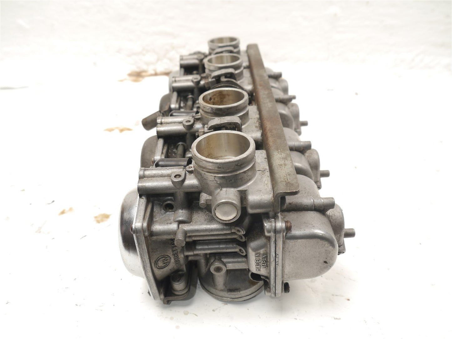 KAWASAKI Z550 F CARBURETTORS (FOR REBUILD)