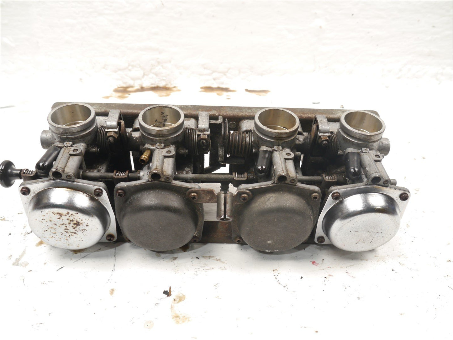 KAWASAKI Z550 F CARBURETTORS (FOR REBUILD)