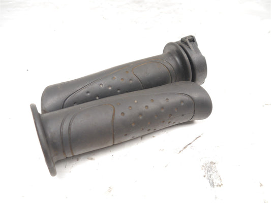 SYM SYMPHONY 125 2022-2024 THROTTLE TUBE & GRIPS